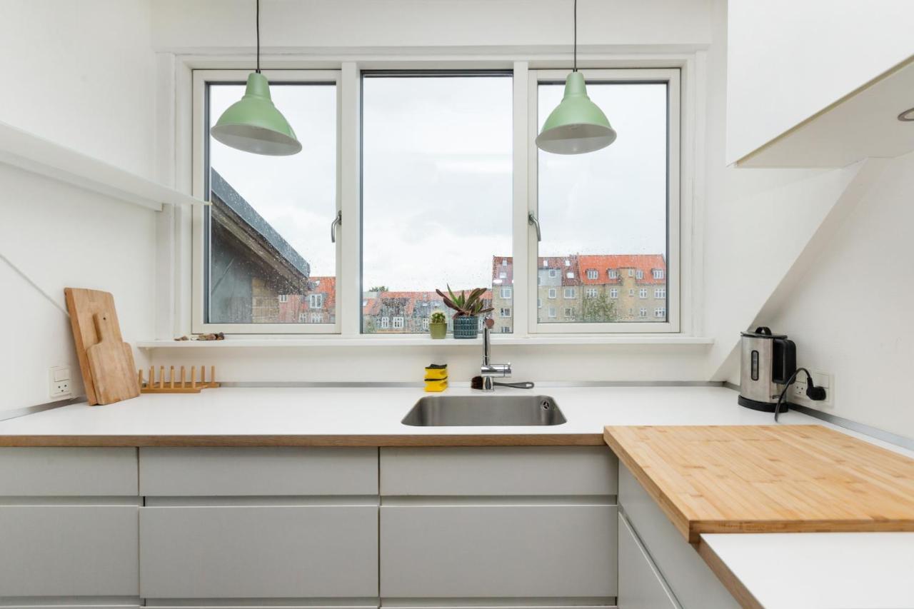Come Stay In Penthouse With Room For 2-People Århus Eksteriør bilde